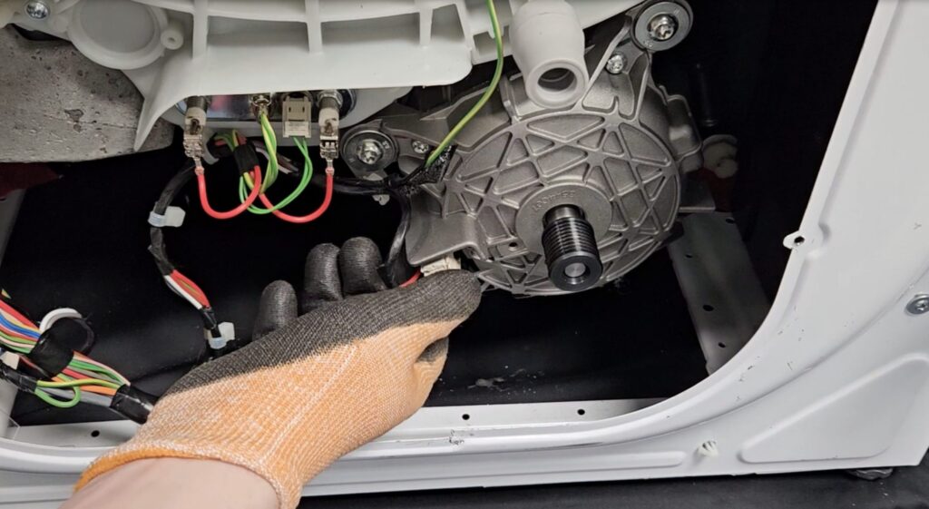 How to Replace a Washing Machine Motor