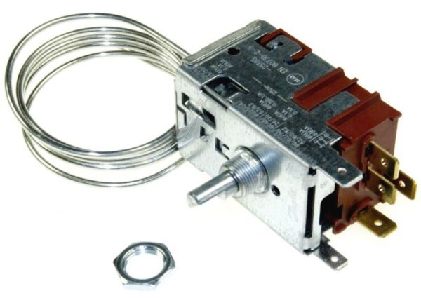 077B6532 THERMOSTAT 077 B6532